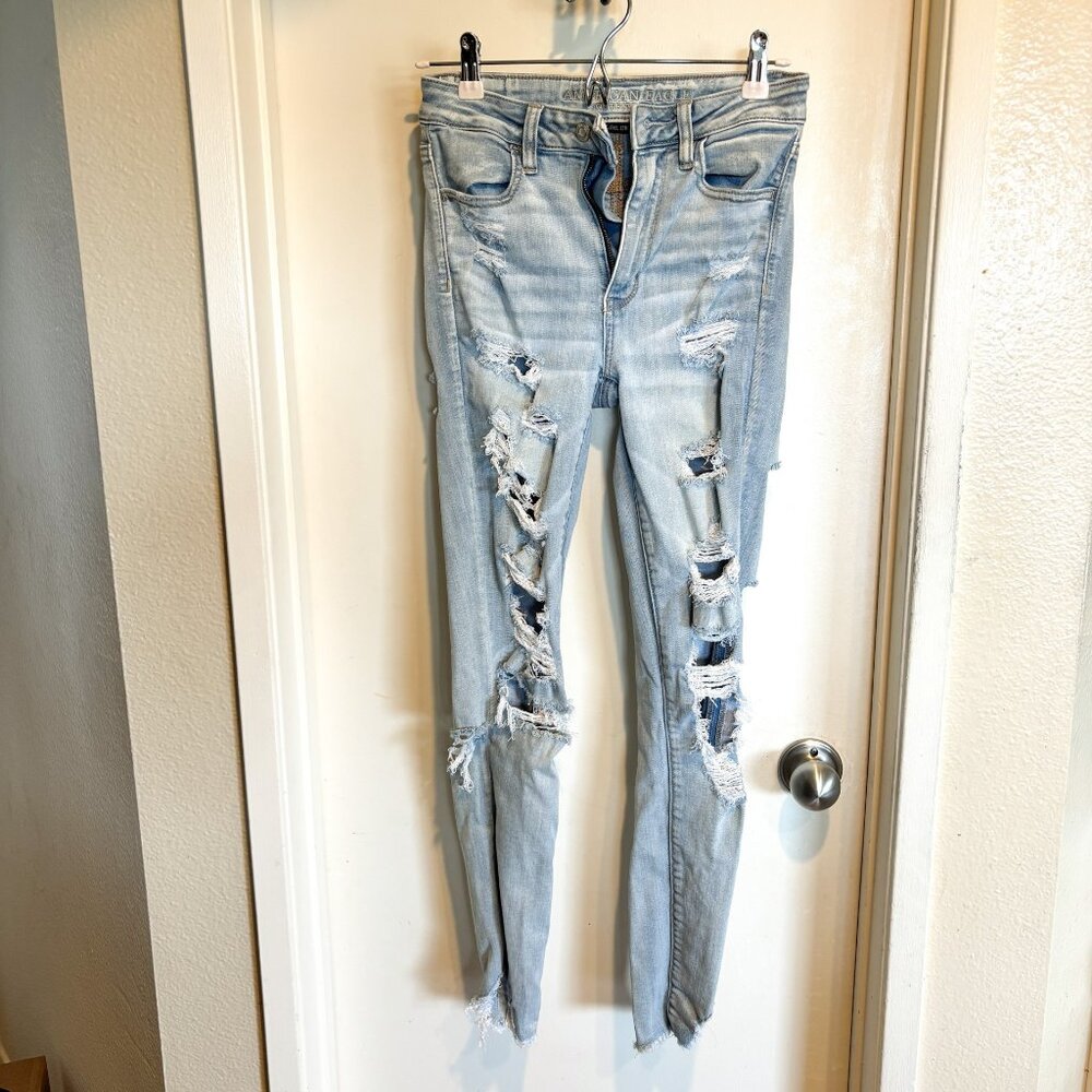 American Eagle Next Level Stretch Destroyed Distressed Light Wash Skinny Jegging